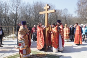 &quot;Храм – это место совершения самого главного дела на земле – Евхаристии&quot; - состоялось освящение закладного камня нового храма