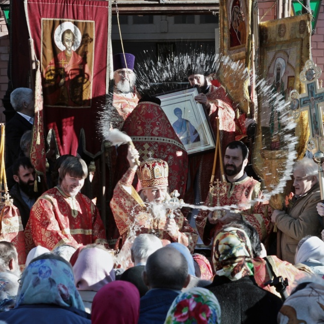 Епископ Пантелеимон совершил Божественную литургию в храме вмч. Димитрия Солунского в пос. Восточный
