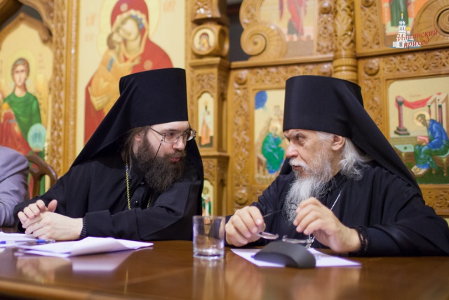 Епископ Пантелеимон призвал черкизовцев чаще посещать Спиридоньевскую богадельню