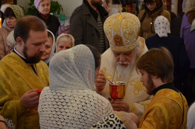 Епископ Пантелеимон совершил Божественную Литургию в храме прп. Сергия Радонежского в Гольянове