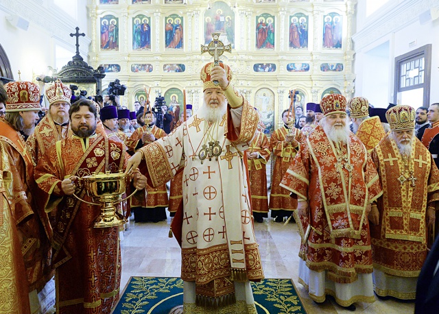 Поздравляем Святейшего Патриарха Московского и всея Руси Кирилла с юбилеем!