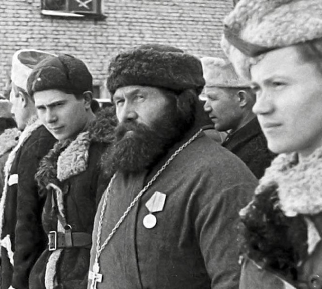 Священники - участники Победы: партизаны, пулеметчики, молитвенники