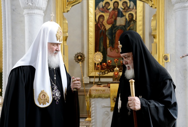 Делегация Грузинской Православной Церкви увезет в Грузию иконы из Свято-Троицкой Сергиевой Лавры