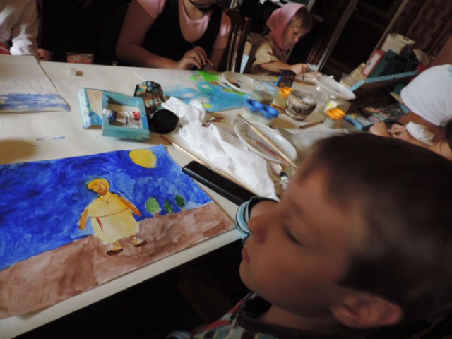 В воскресной школе храма  на Семеновской отобрали семь лучших работ для Международного конкурса детскиих рисунков