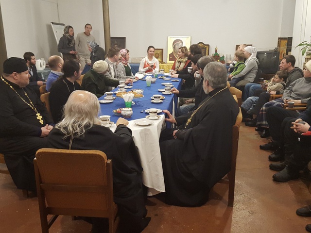Епископ Пантелеимон встретился с активными прихожанами храма Рождества Иоанна Предтече в Сокольниках