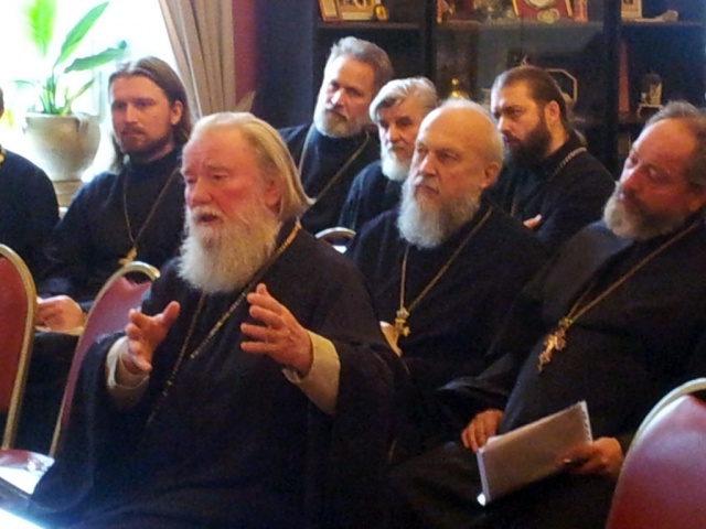В Восточном викариатстве прошел первый  семинар для духовенства, посвященный Таинству Покаяния