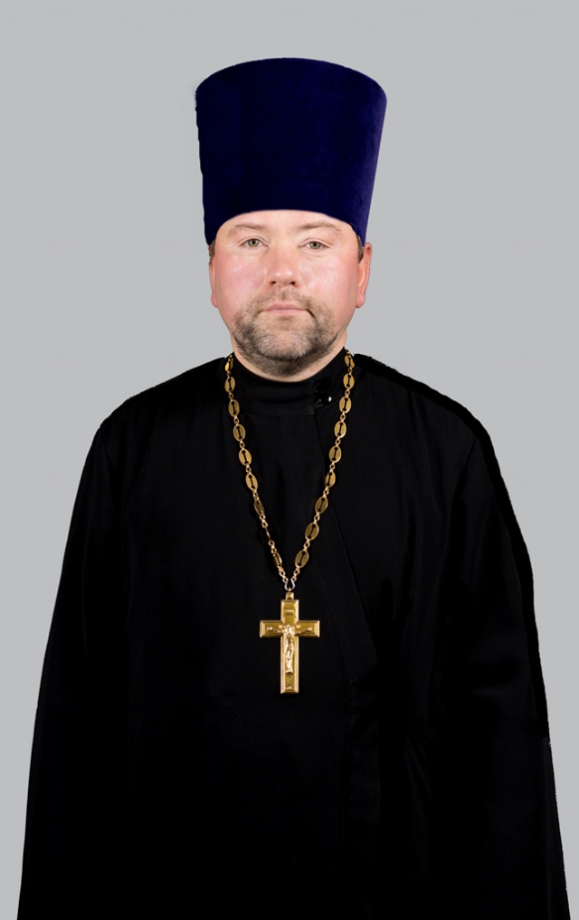 Харитошкин Федор,  священник - клирик храма Воскресения Христова в Сокольниках